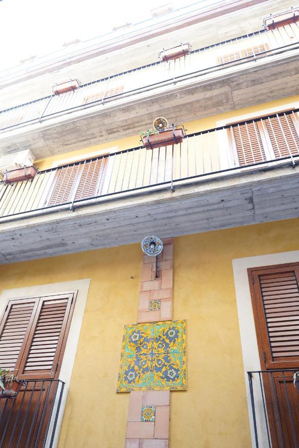 Vacanza Taormina Mare Mazzeo Exterior photo
