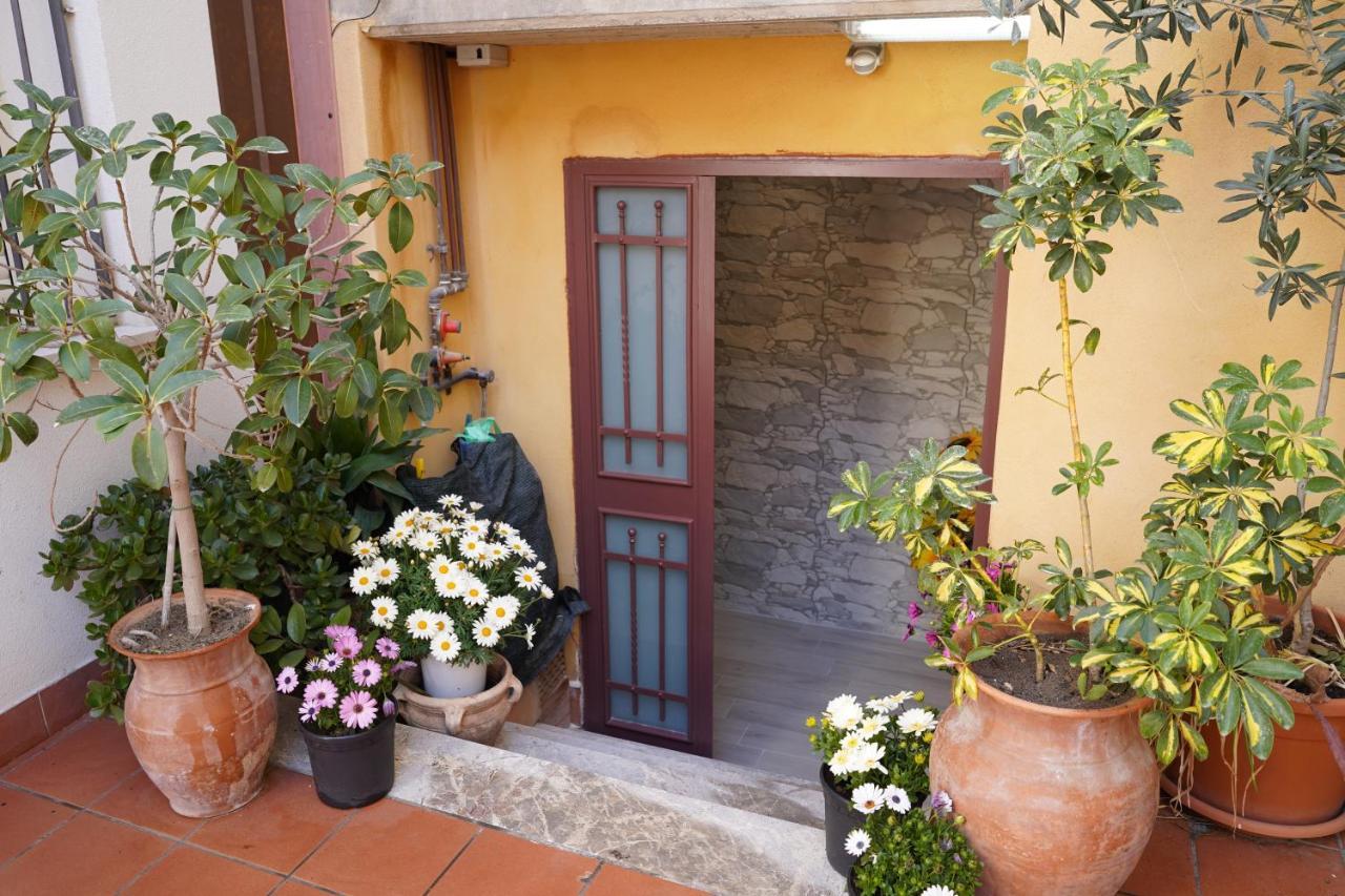 Vacanza Taormina Mare Mazzeo Exterior photo