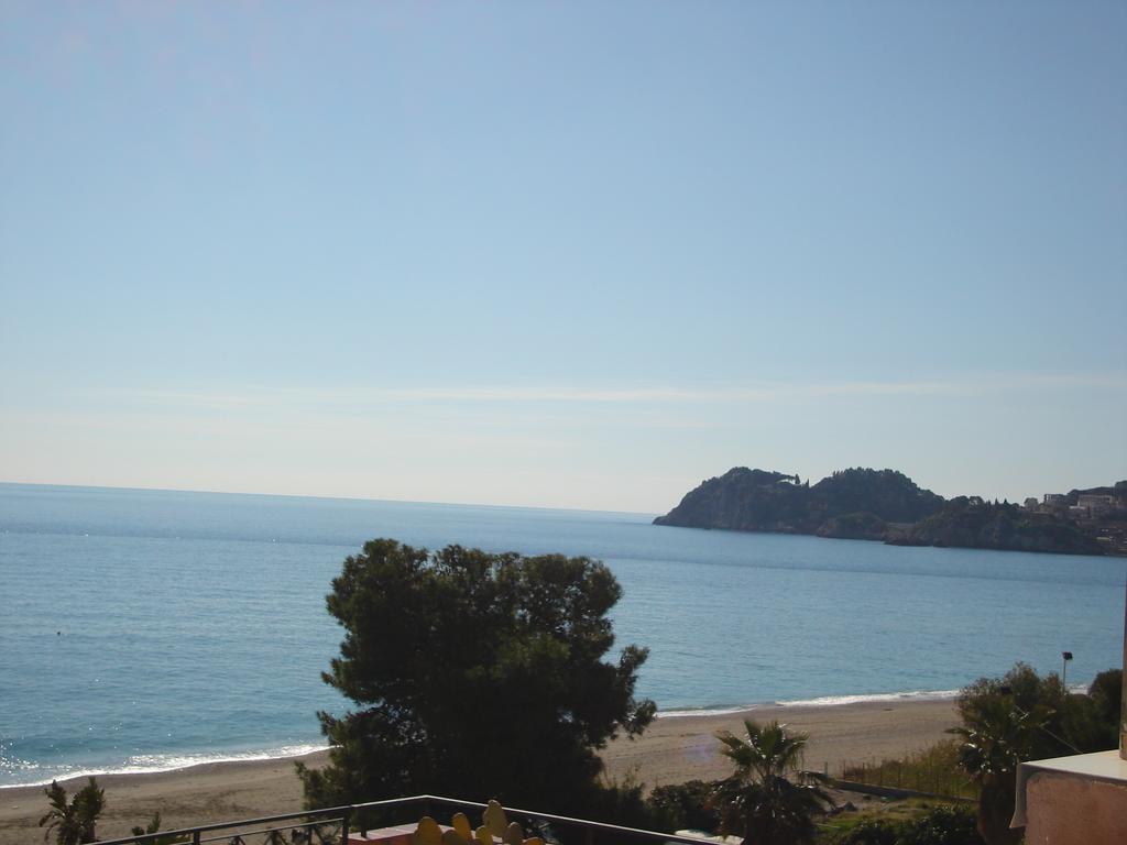 Vacanza Taormina Mare Mazzeo Room photo